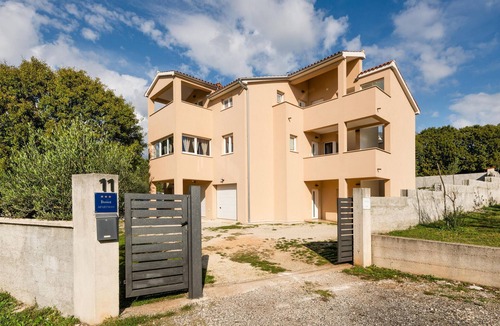 Rebici Apartment | Awesome apartment in Beloci