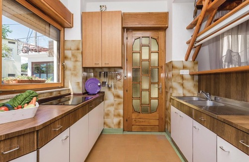 Bregi Apartment | Awesome apartment in Bregi