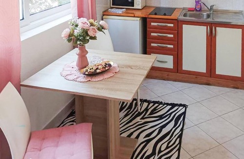 Krizna luka Apartment | Awesome apartment in Hvar with house sea view