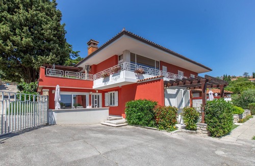 Portoroz Apartment | Awesome apartment in Portoroz with sauna
