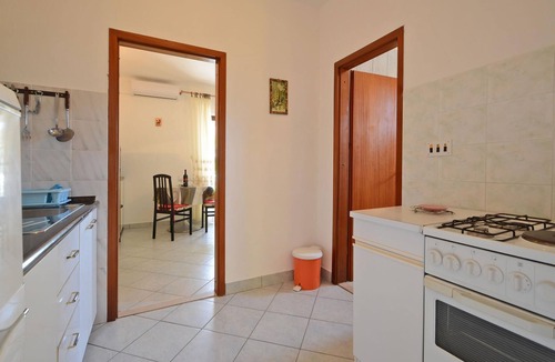 Kneza Apartment | Awesome apartment in Racisce with WiFi