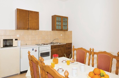 Tijesno Apartment | Awesome apartment in Tisno with WiFi