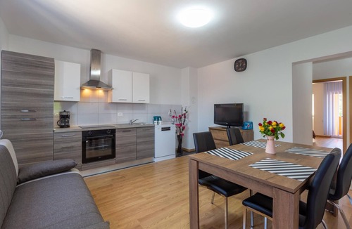 Babici Apartment | Awesome apartment in Umag with WiFi