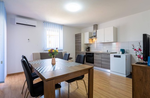 Babici Apartment | Awesome apartment in Umag with WiFi