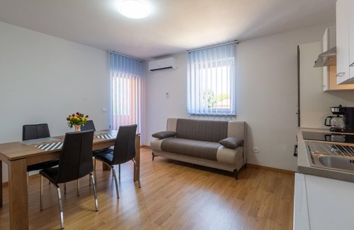 Babici Apartment | Awesome apartment in Umag with WiFi