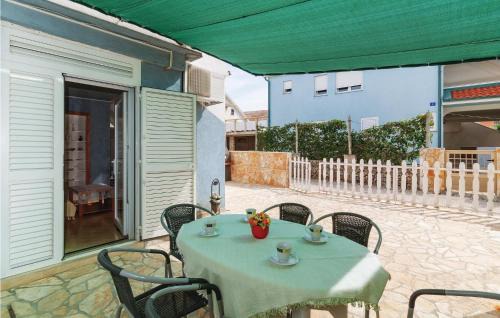 Vir Apartment | Awesome Apartment In Vir With Wifi
