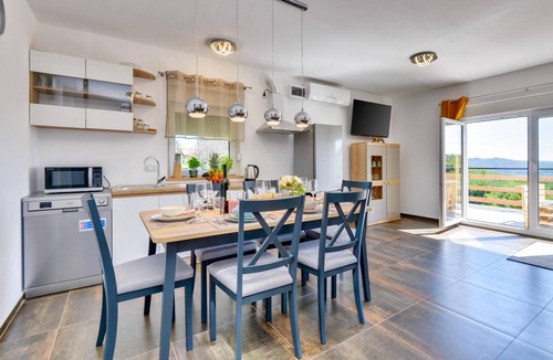 Varazdinske Toplice House | Awesome home in Varazdinske Toplice with sauna