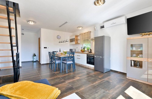 Varazdinske Toplice House | Awesome home in Varazdinske Toplice with sauna