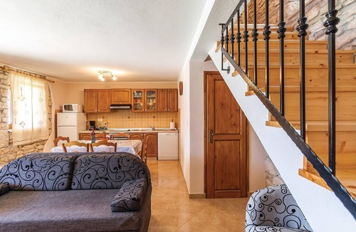 Divsici House | Awesome home in Divsici