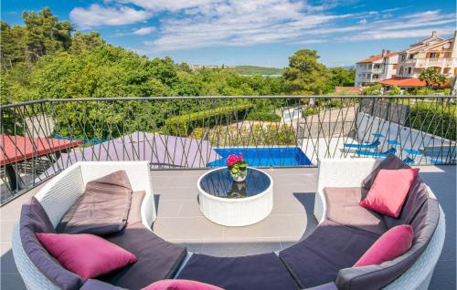 Klimno House | Awesome Home In Dobrinj