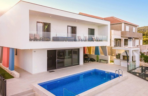 Drace House | Awesome home in Drace with sauna