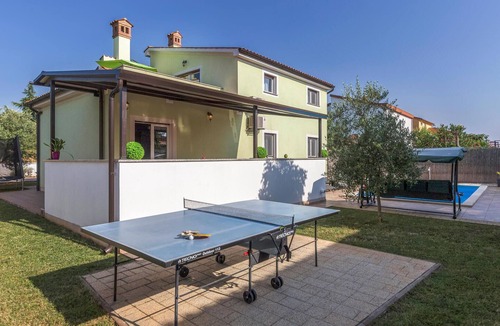 Fazana House | Awesome home in Fazana
