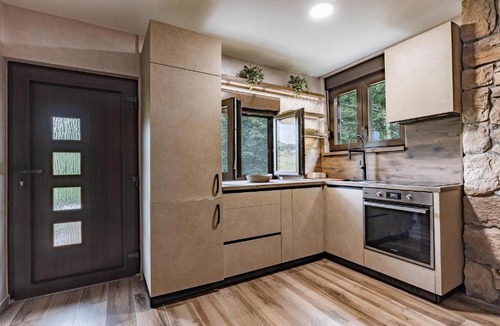 Netretic House | Awesome Home In Gornje Stative With Wifi