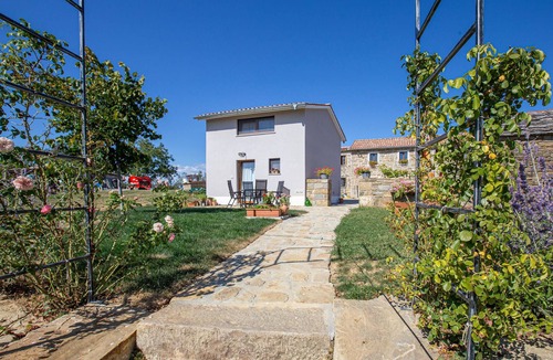 Gracisce House | Awesome home in Gracisce