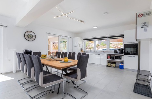 Jursici House | Awesome home in Jursici