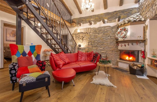 Podgorje House | Awesome home in Kozina with kitchen