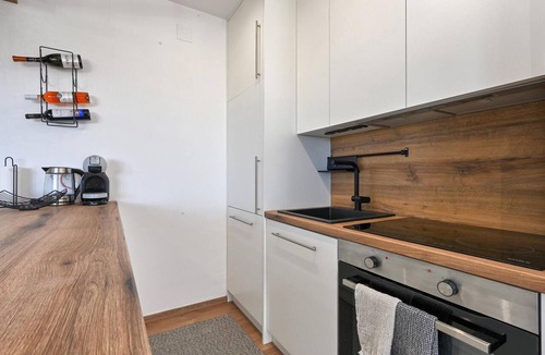 Sveti Juraj na Bregu House | Awesome home in Lopatinec with sauna