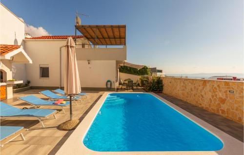 Krvavica House | Awesome Home In Makarska