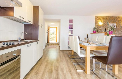 Medveja House | Awesome Home In Medveja