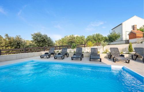 Susica House | Awesome Home In Murter