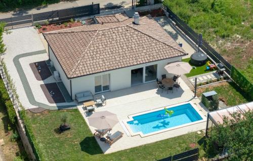 Nedescina House | Awesome Home In Nedescina With Sauna
