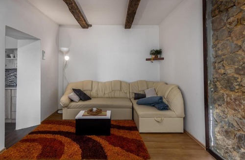 Cvetkovic House | Awesome Home In Ozalj With Wifi