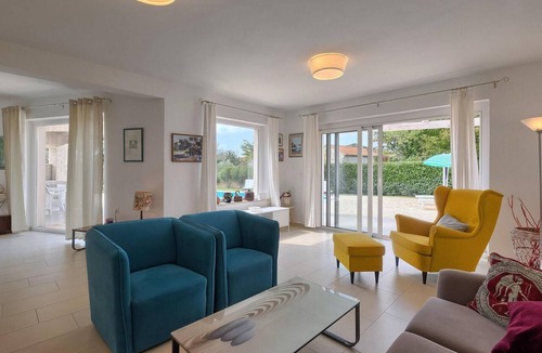 Vosteni House | Awesome home in Porec