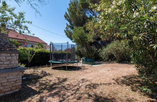 Premantura House | Awesome home in Premantura with WiFi
