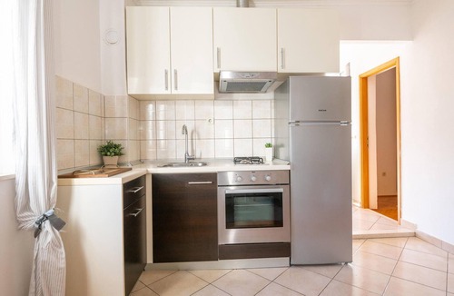 Konavle House | Awesome home in Radovcici