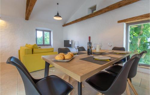 Koper House | Awesome Home In Skofije