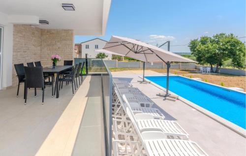 Slivnica House | Awesome Home In Slivnica Donja