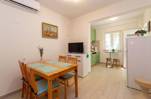 Starigrad House | Awesome home in Starigrad