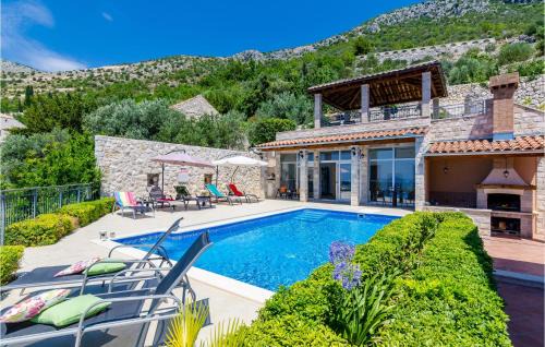 Brsecine House | Awesome Home In Trsteno With Sauna