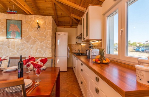 Turanj House | Awesome home in Turanj