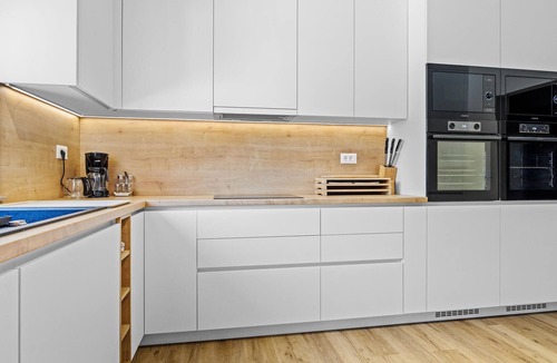 Strpacici House | Awesome home in Visnjan with sauna