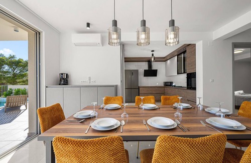 Zaboric House | Awesome home in Zaboric