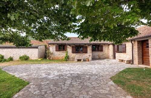 Krusevo House | Awesome (sta)caravan in Obrovac with WiFi