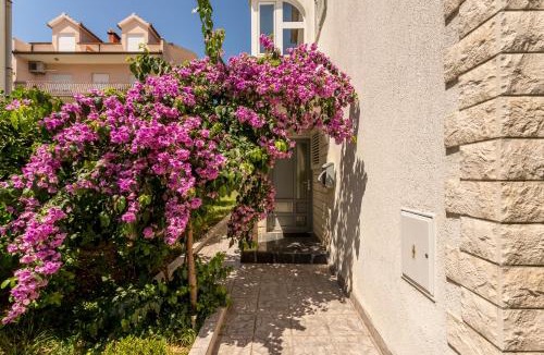 Kastel Novi Apartment | Azzuro