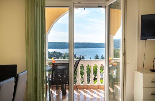 Gornji Karin Bed & Breakfast | B&B Milic
