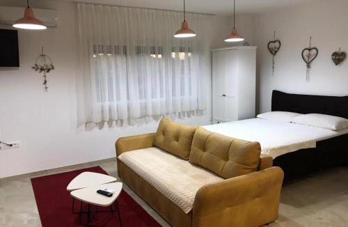 Srima Apartment | B1villa