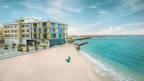 Al Mirfa Hotel | Beach Bay Hotel Mirfa