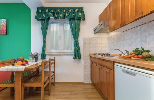 Vabriga Apartment | Beach front apartment in Tar-Vabriga with WiFi