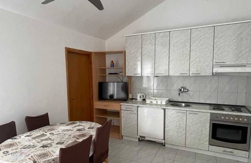 Brodarica Apartment | Beach Front Apartment With Spectacular Sea View B