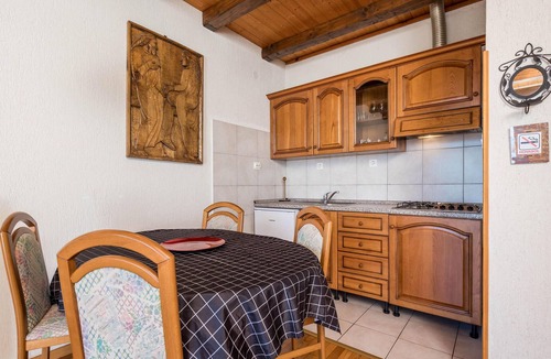 Ika Apartment | Beach front apartment in Lovran