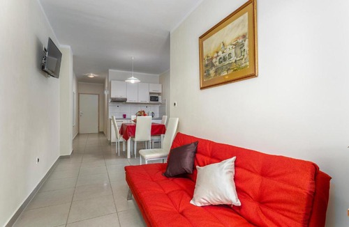 Krk Apartment | Beach Front Apartment In Pinezici