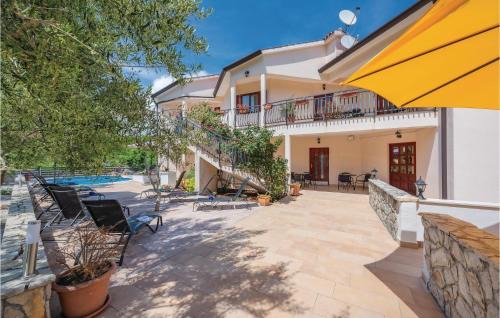 Drenje Apartment | Beach Front Apartment In Labin With Sauna