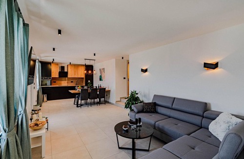 Prigradica House | Beach front home in Blato