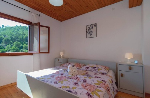 Blato House | Beach front home in Grscica with house sea view