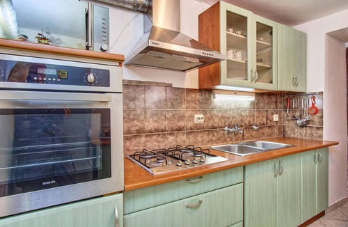 Cove Murtar House | Beach front home in Mali Losinj with WiFi