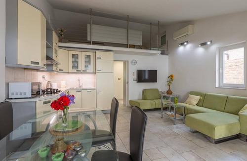 Krizine House | Beach front home in Sveti Ivan with WiFi